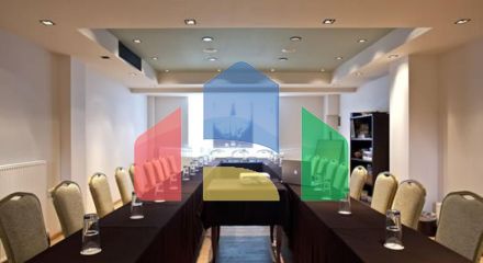 Продаж - Готель 1000 m² в Епірі