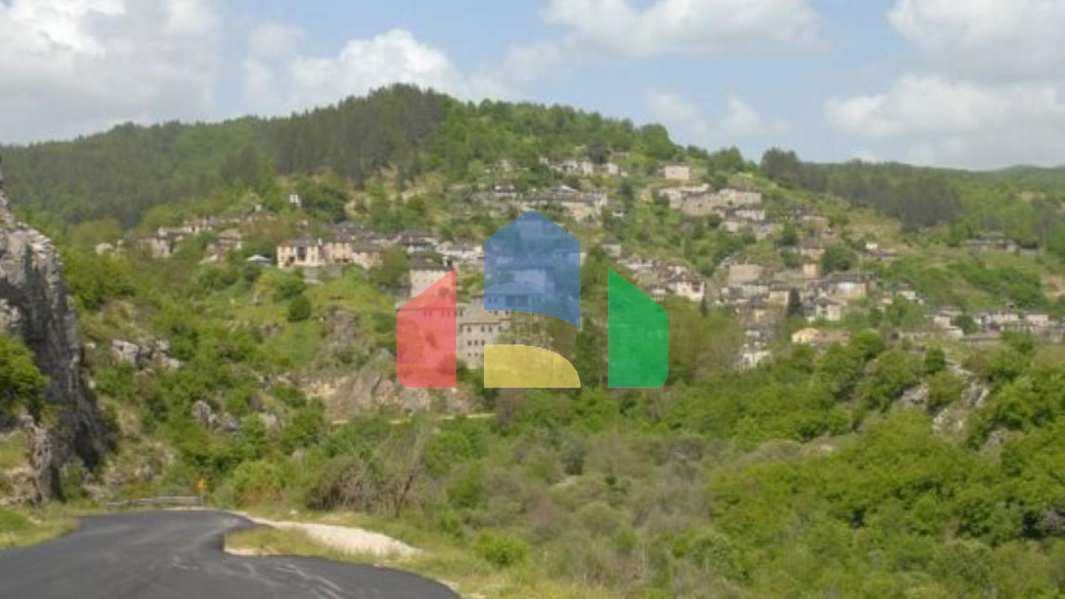 Продаж - Готель 1000 m² в Епірі