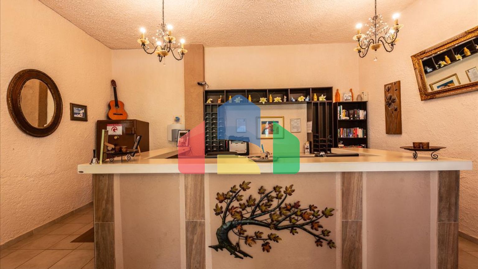 Продаж - Готель 1016 m² в Епірі