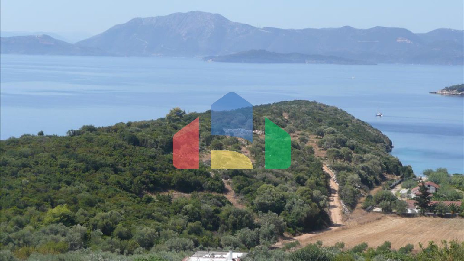 Продажа - Земельный участок в Эпире