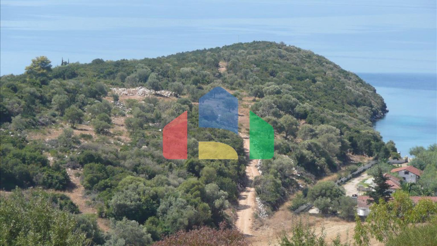 Продажа - Земельный участок в Эпире