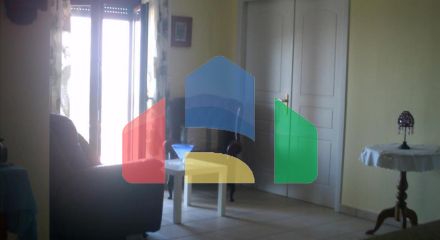 Продаж - Котедж 340 m² в Епірі