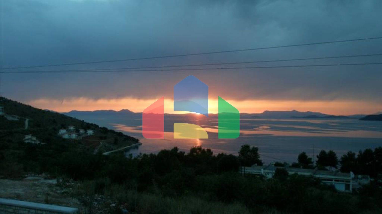 Продаж - Котедж 340 m² в Епірі