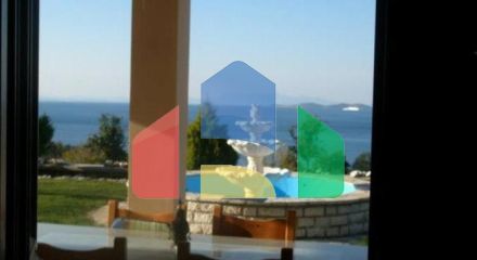 Продаж - Котедж 340 m² в Епірі