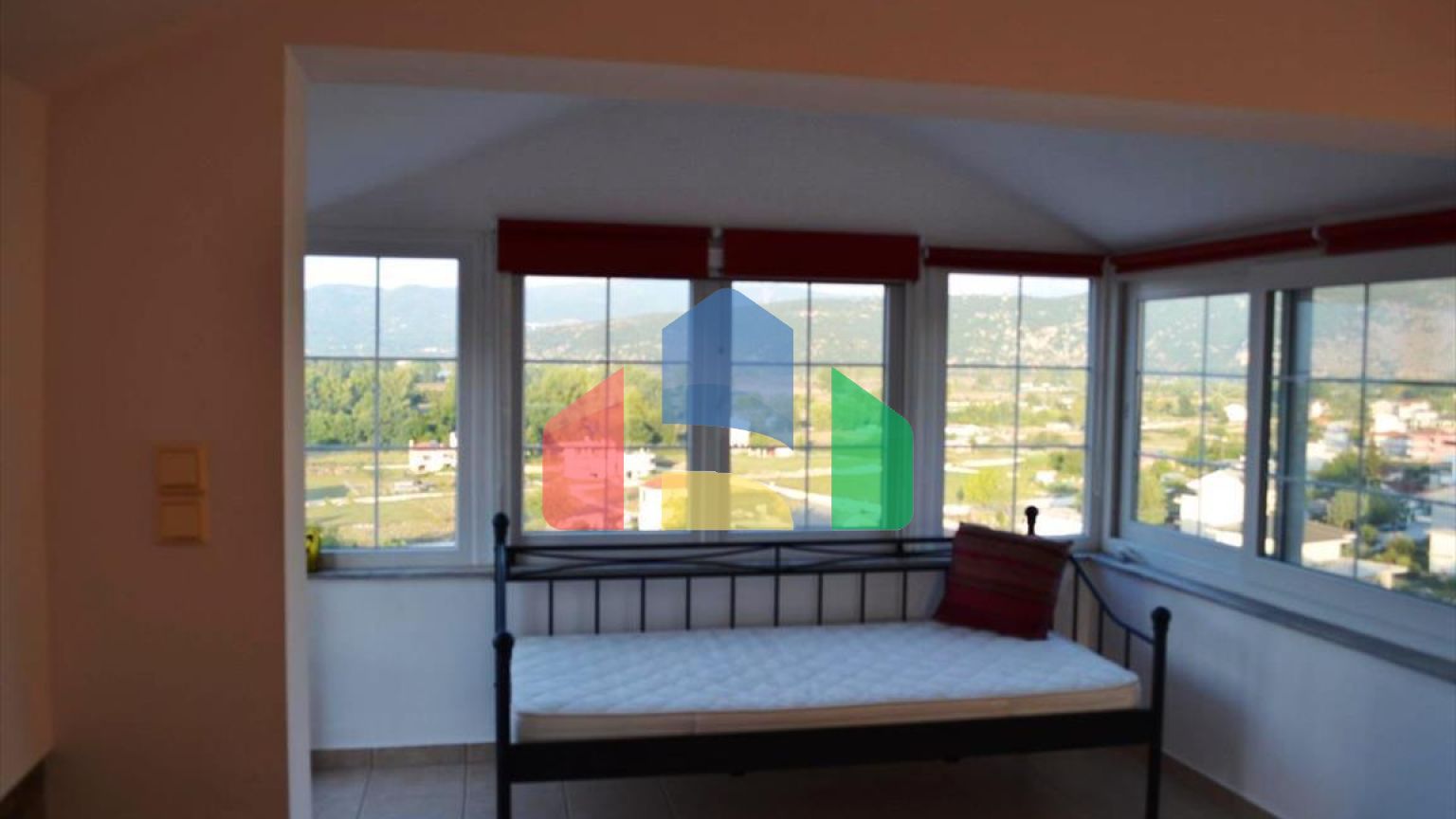 Продаж - Таунхаус 160 m² в Епірі