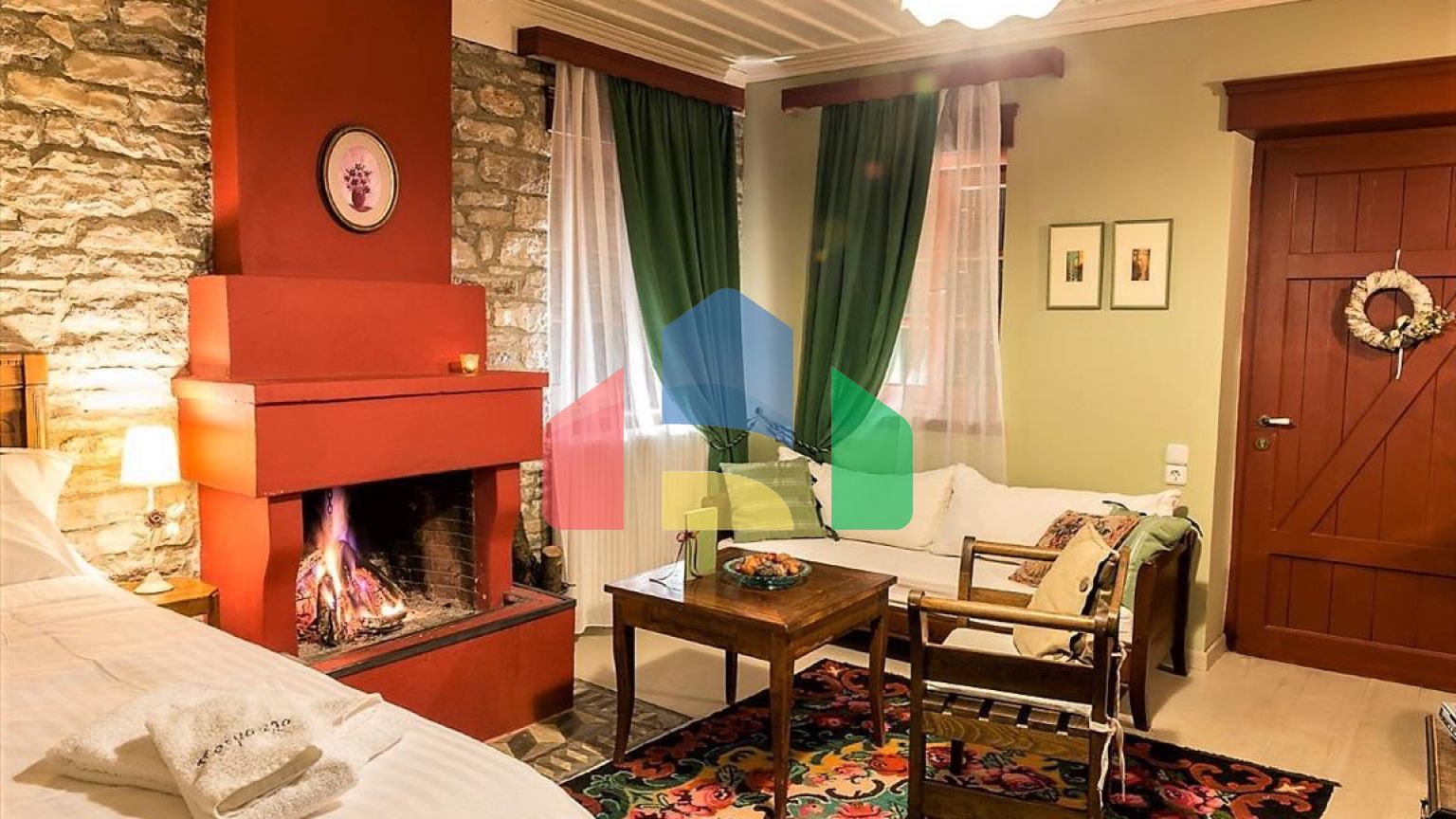 Продаж - Котедж 280 m² в Епірі