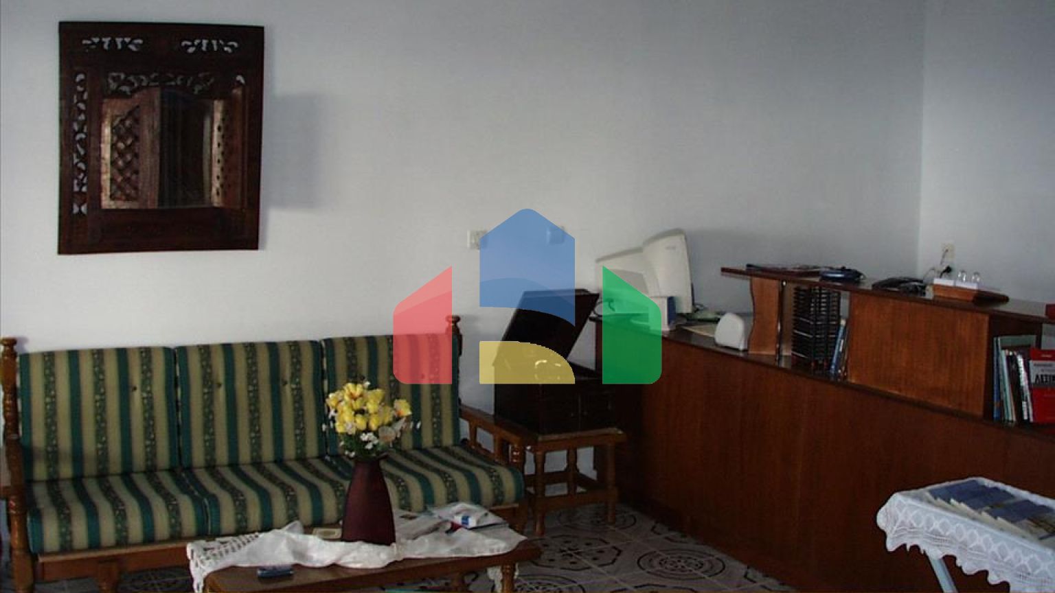 Продаж - Готель 412 m² на островах