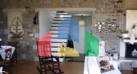 Продаж - Котедж 280 m² на островах