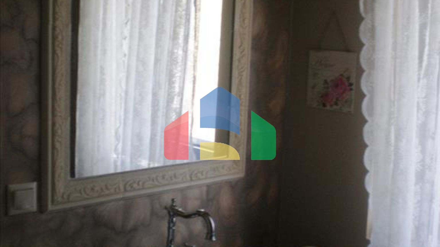 Продаж - Котедж 280 m² на островах