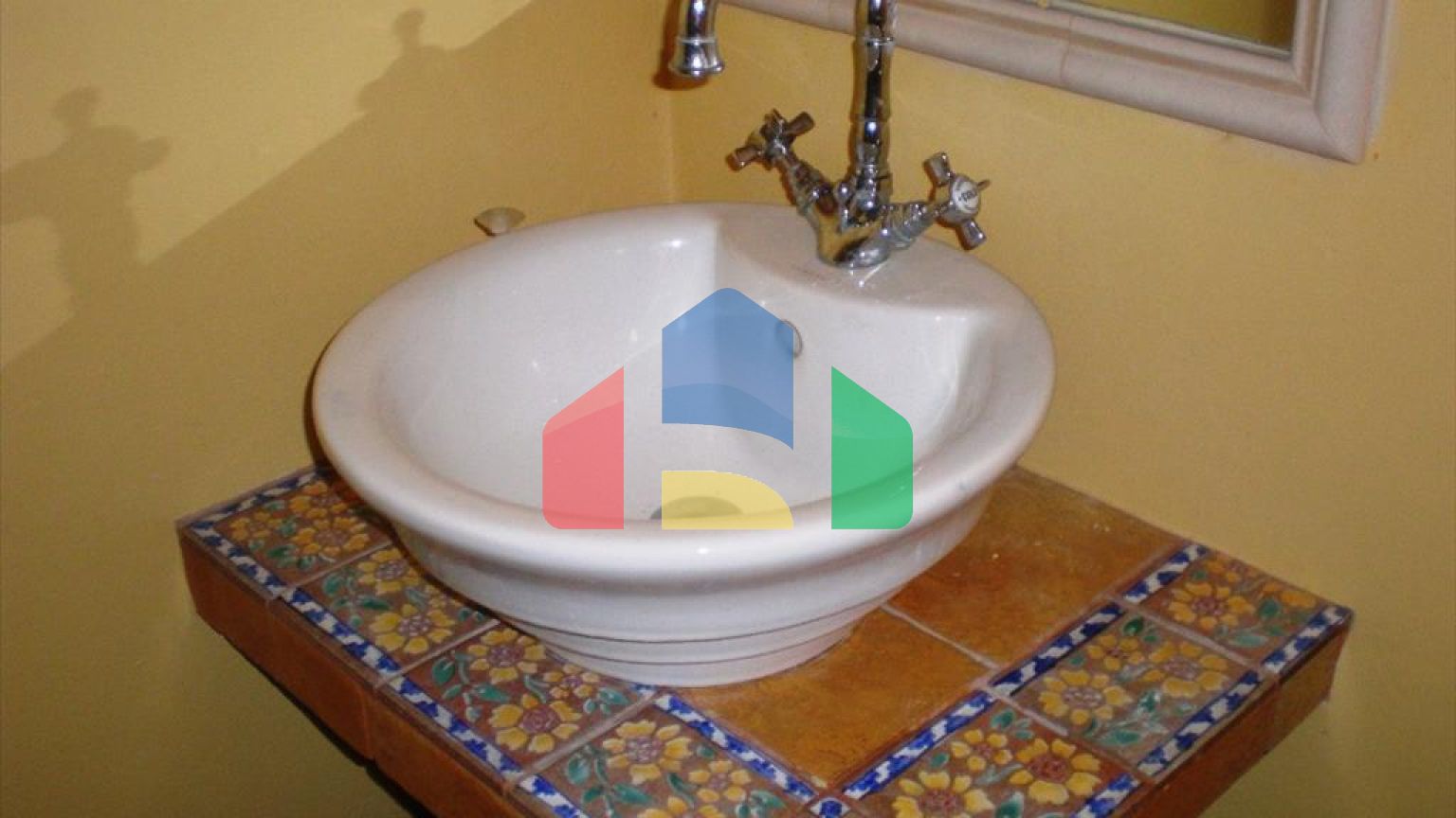 Продаж - Котедж 280 m² на островах