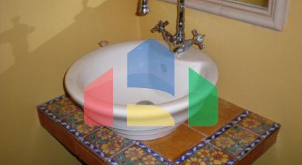 Продаж - Котедж 280 m² на островах