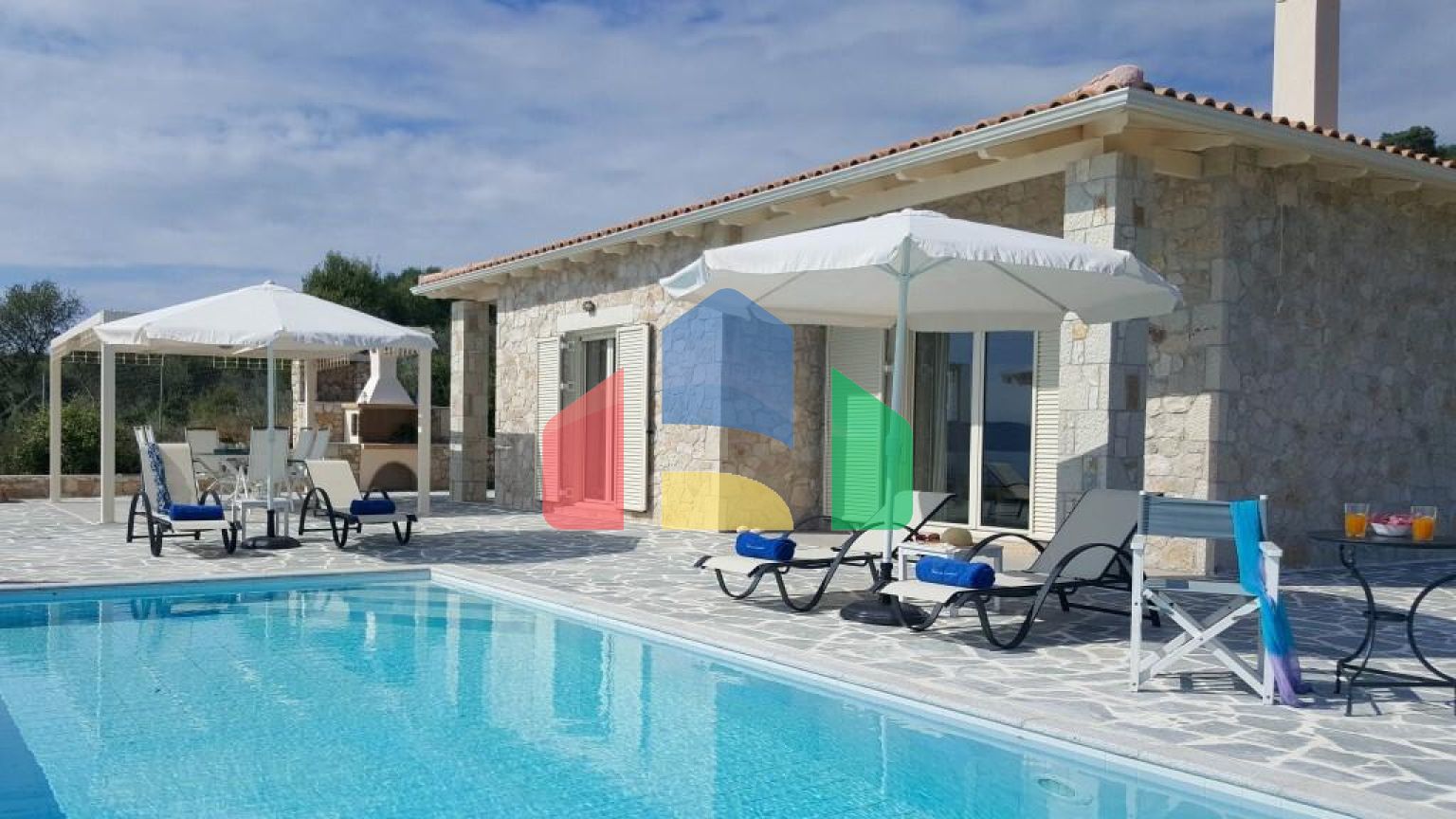 Продаж - Вілла 420 m² на островах