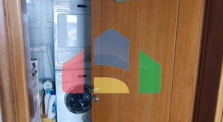 Продаж - Котедж 377 m² на островах