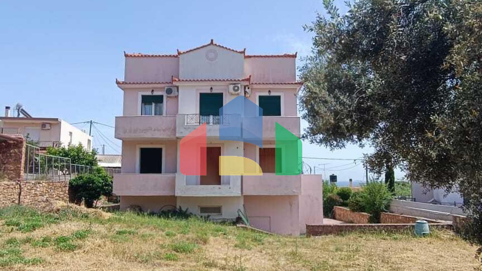 Продаж - Котедж 377 m² на островах