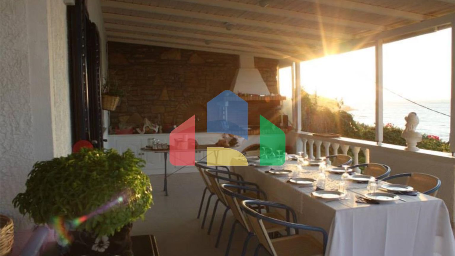 Продаж - Готель 480 m² на островах