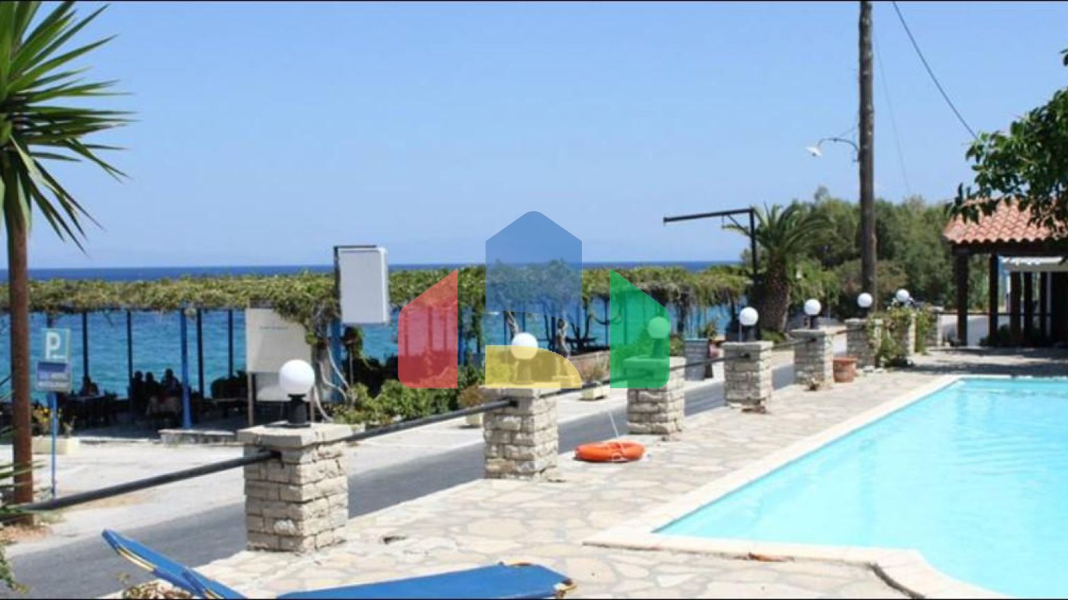 Продаж - Готель 480 m² на островах