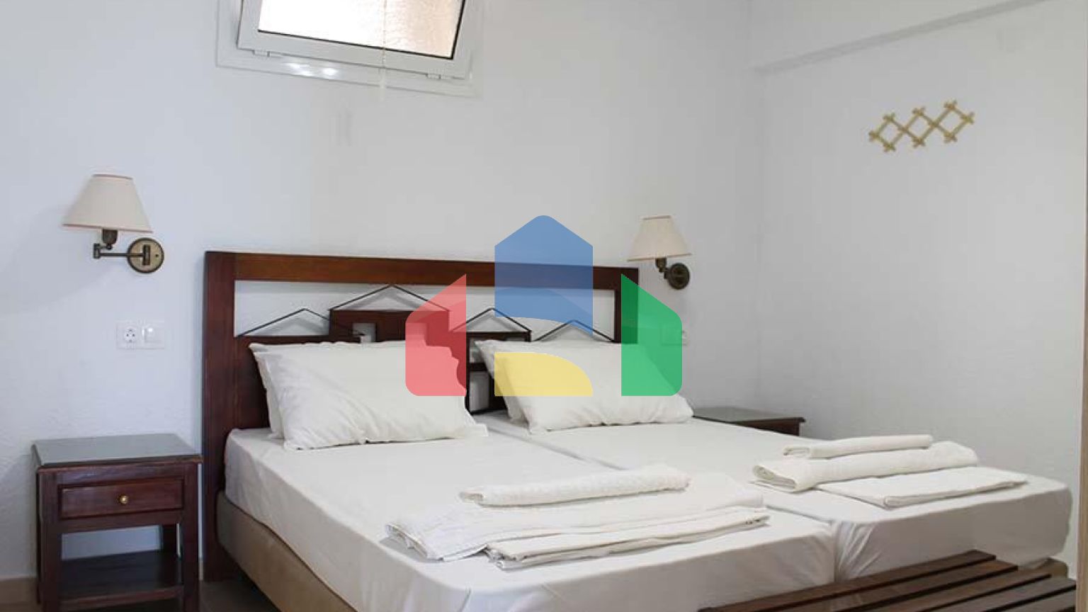 Продаж - Готель 480 m² на островах