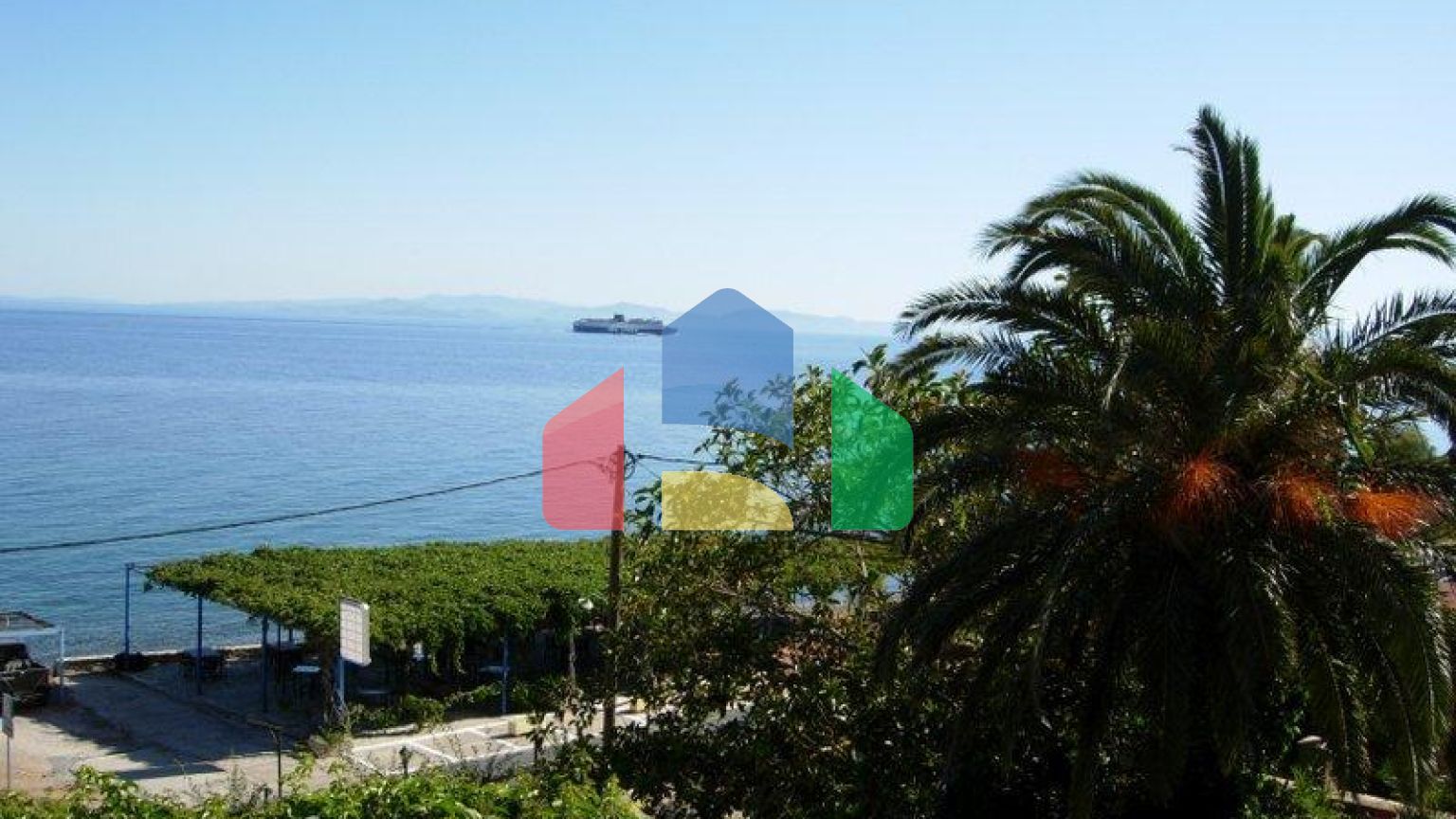 Продаж - Готель 480 m² на островах