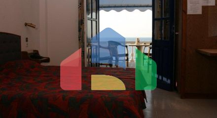 Продаж - Готель 480 m² на островах