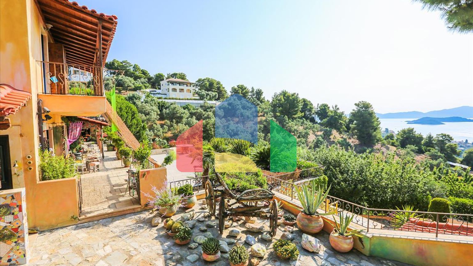 Продажа - Вилла 640 m² Спорады