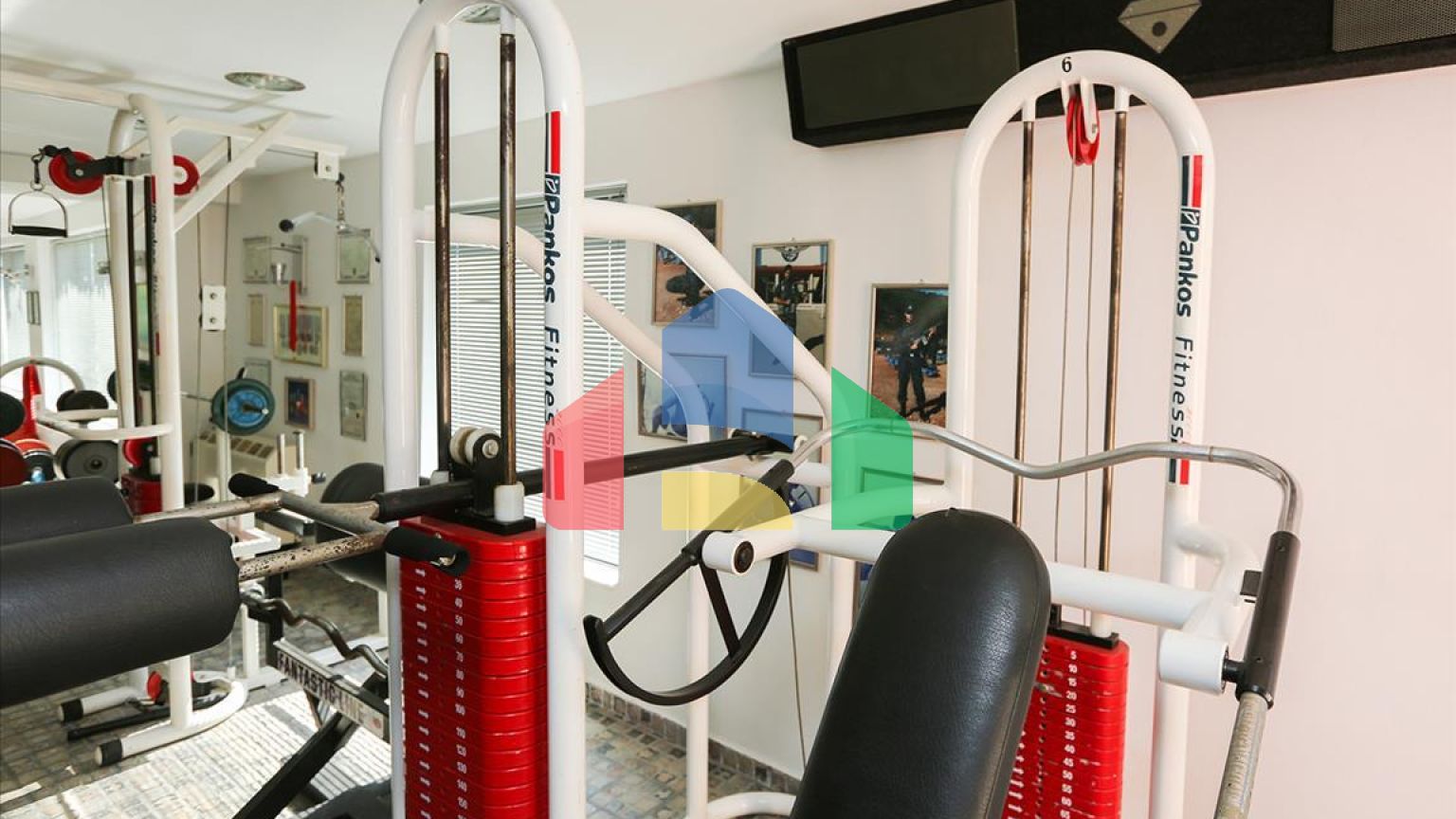 Продажа - Вилла 640 m² Спорады