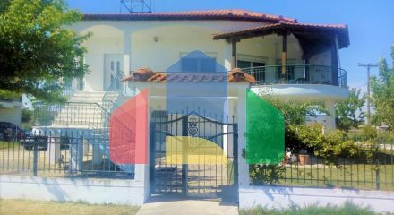 Продаж - Котедж 375 m² Північна Греція
