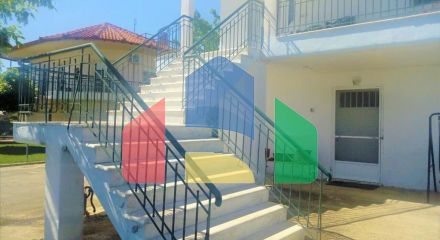 Продаж - Котедж 375 m² Північна Греція
