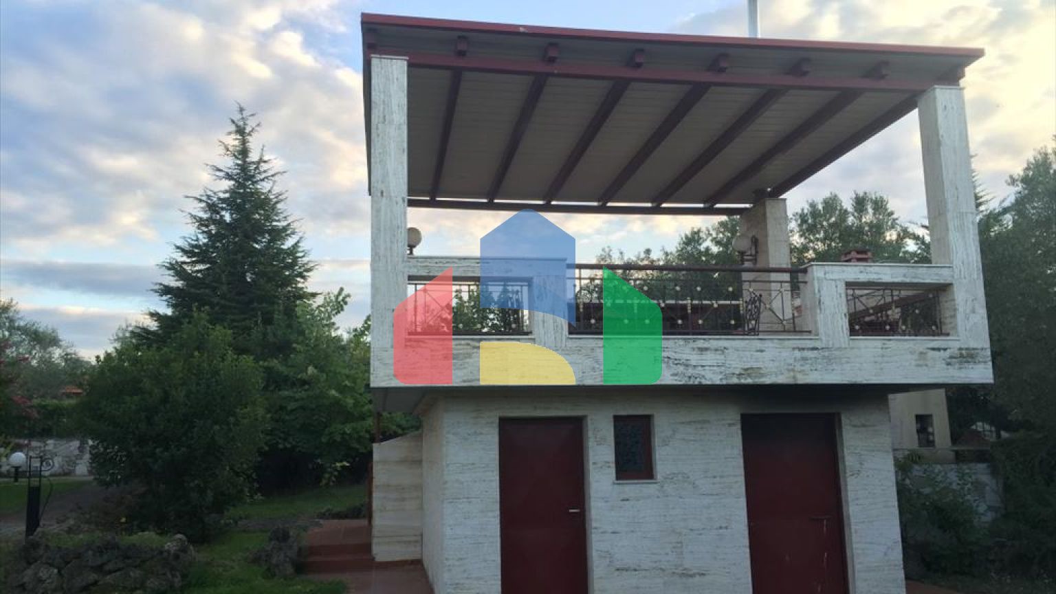 Продаж - Котедж 310 m² Північна Греція