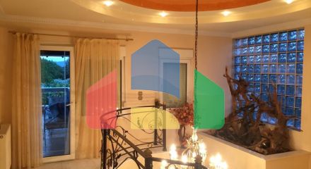 Продаж - Котедж 310 m² Північна Греція