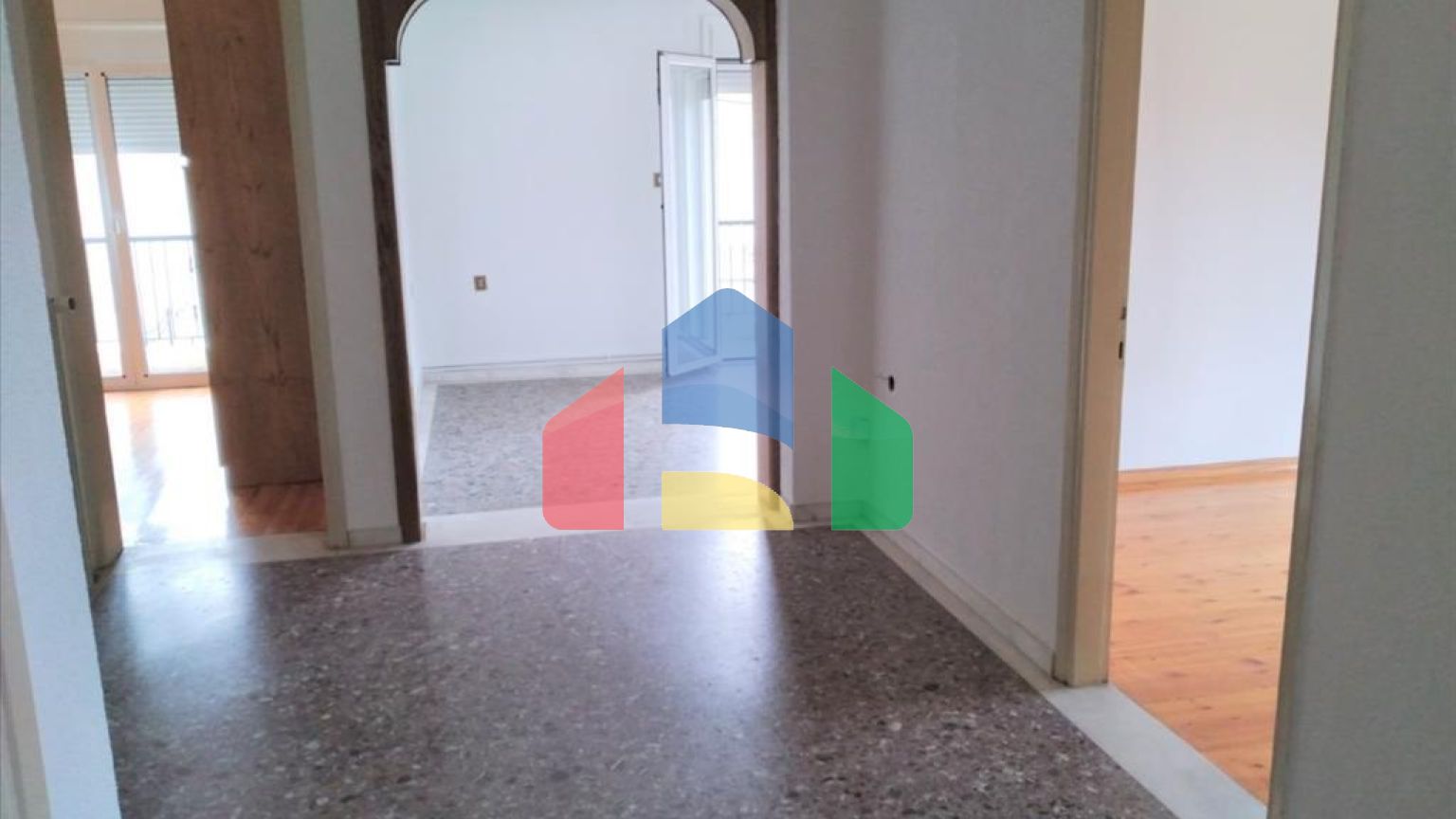 Продаж - Котедж 295 m² Північна Греція