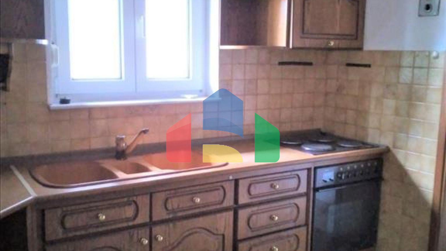 Продаж - Котедж 295 m² Північна Греція