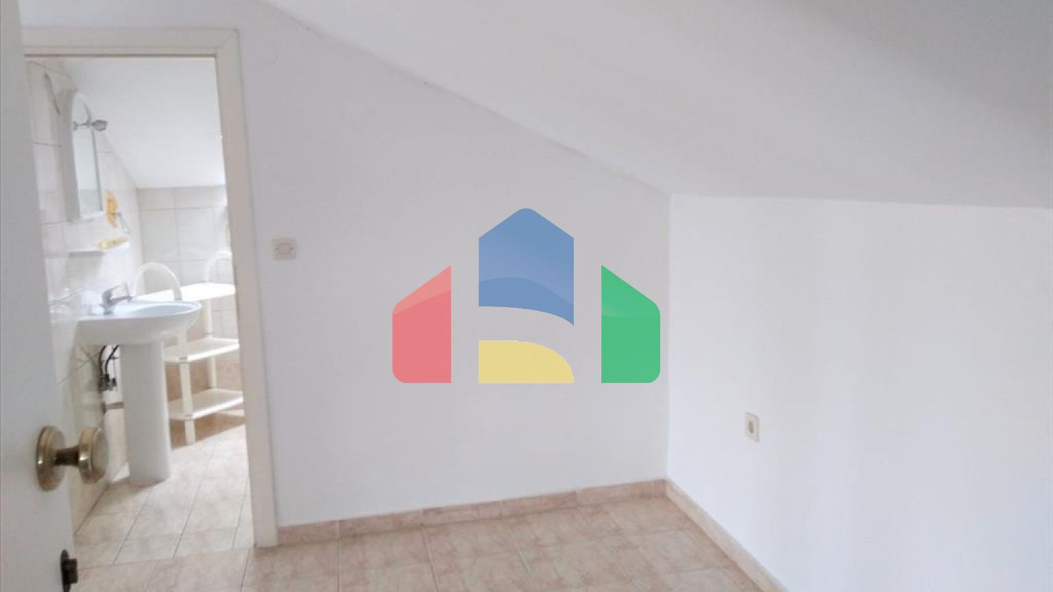 Продаж - Котедж 295 m² Північна Греція