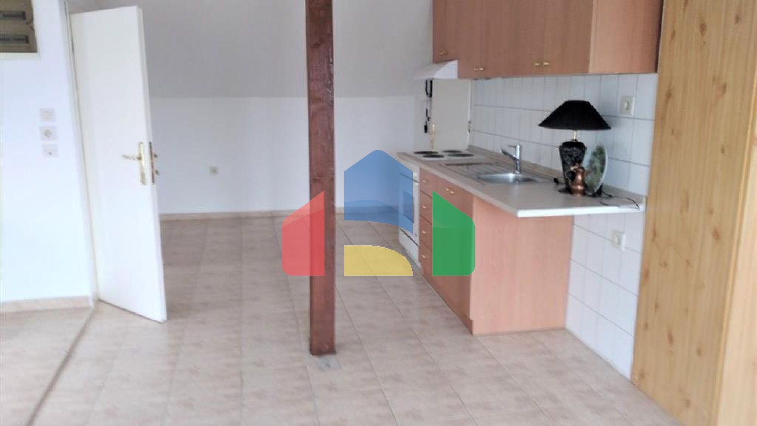 Продаж - Котедж 295 m² Північна Греція