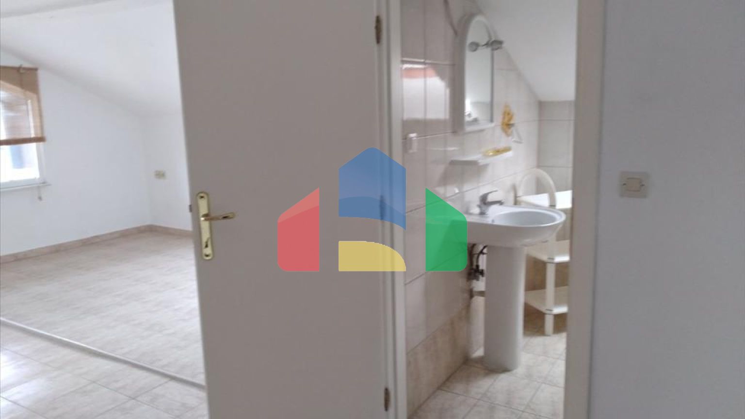 Продаж - Котедж 295 m² Північна Греція