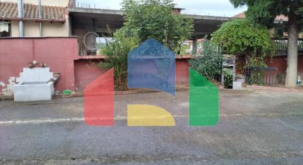 Продаж - Котедж 295 m² Північна Греція