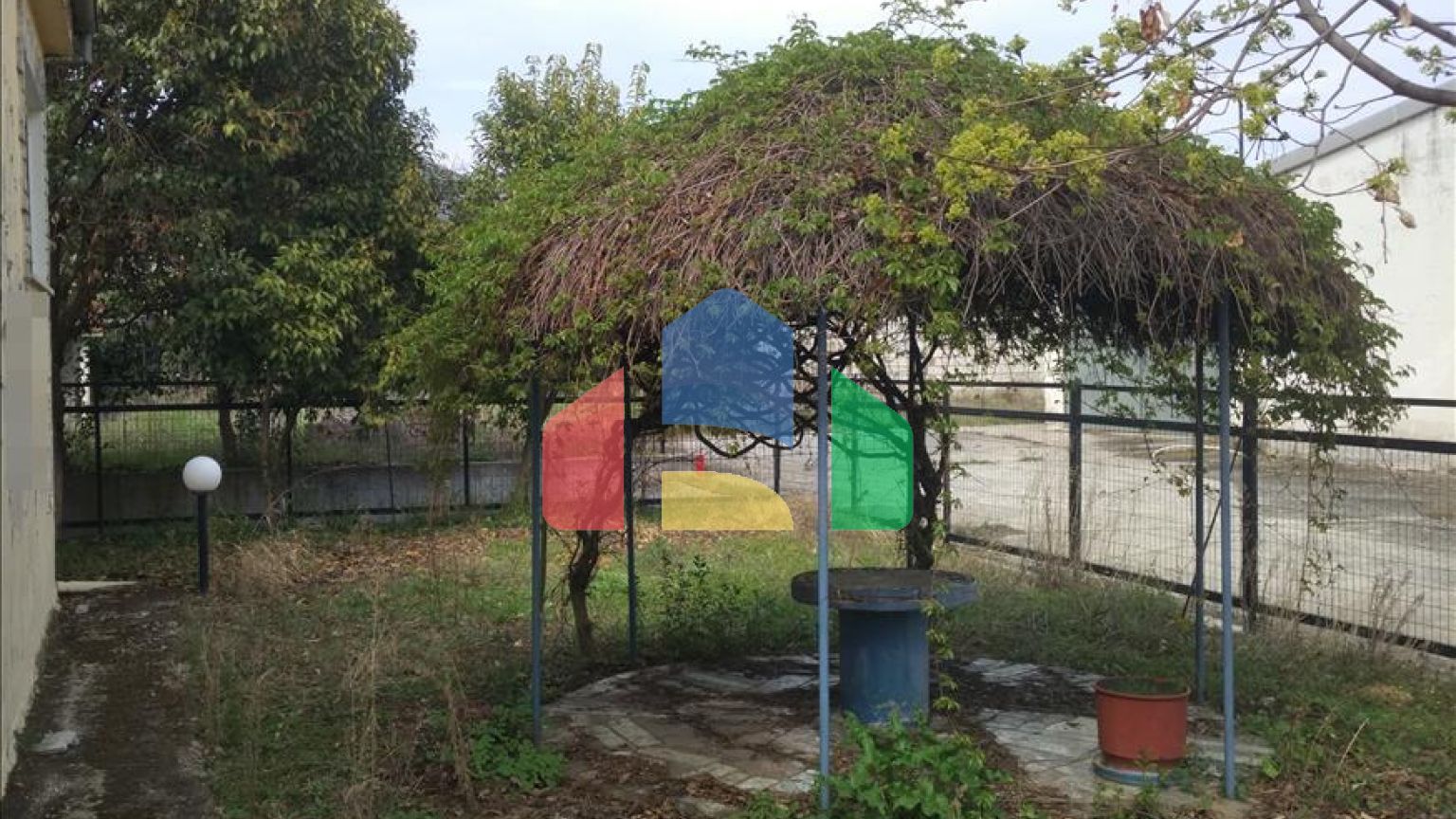 Продаж - Котедж 350 m² Північна Греція