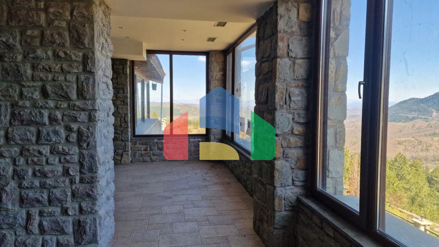 Продаж - Готель 3219 m² Північна Греція