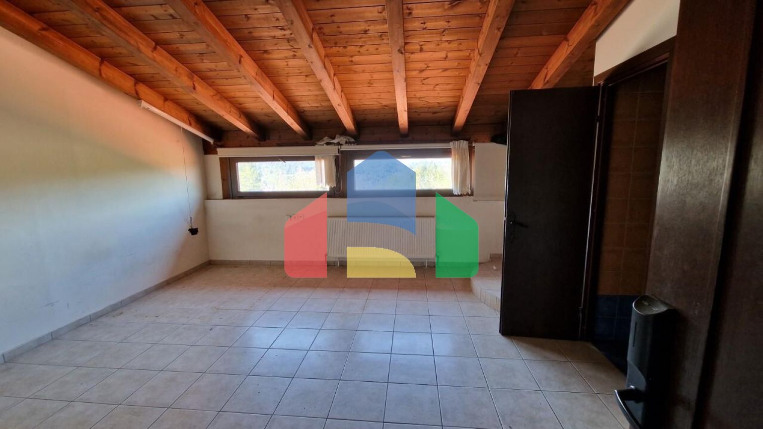 Продаж - Готель 3219 m² Північна Греція