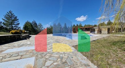 Продаж - Готель 3219 m² Північна Греція