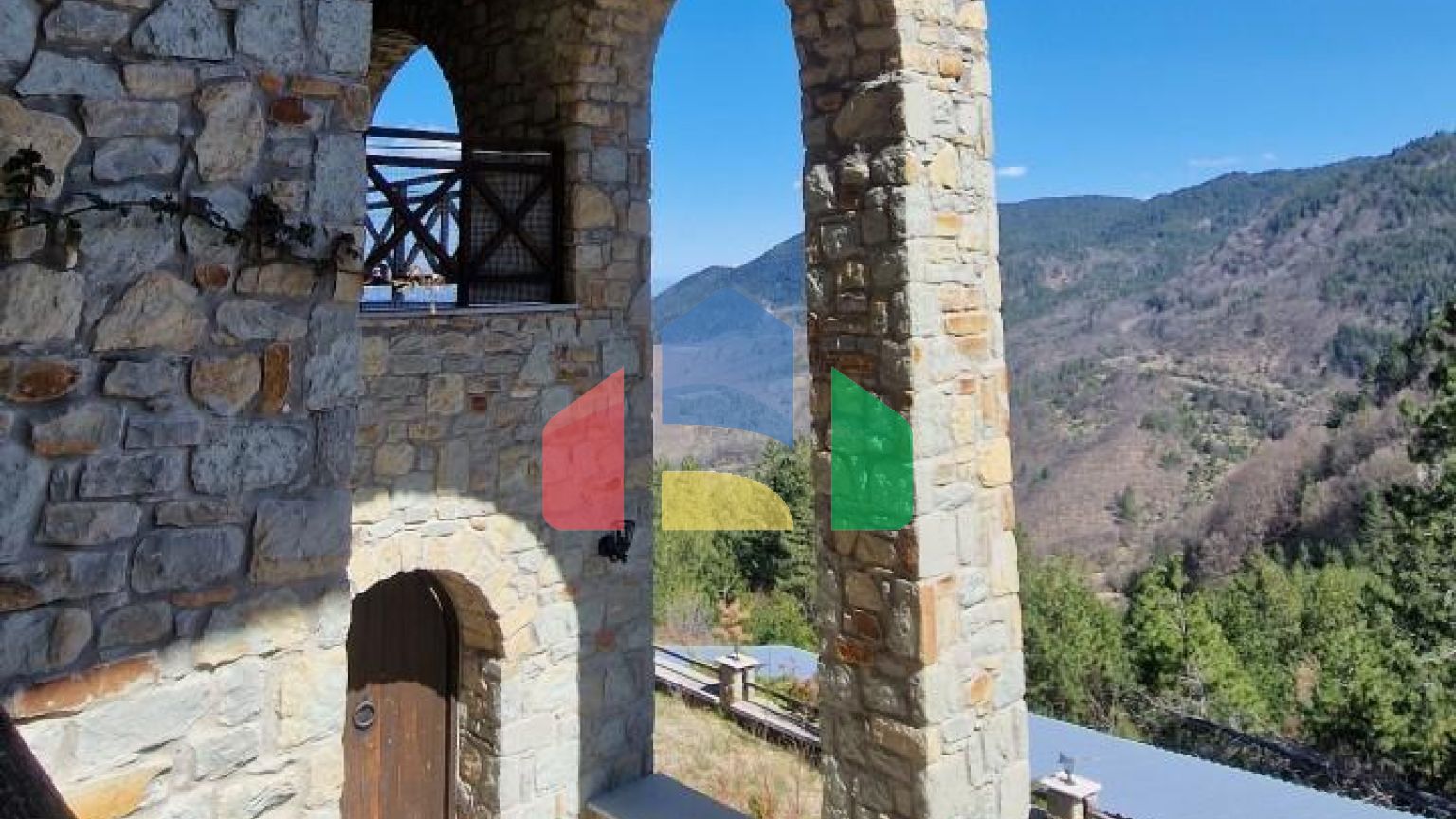 Продаж - Готель 3219 m² Північна Греція