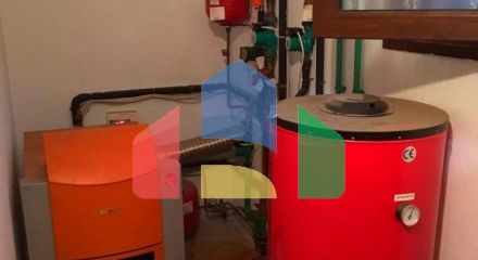 Продаж - Котедж 350 m² Північна Греція