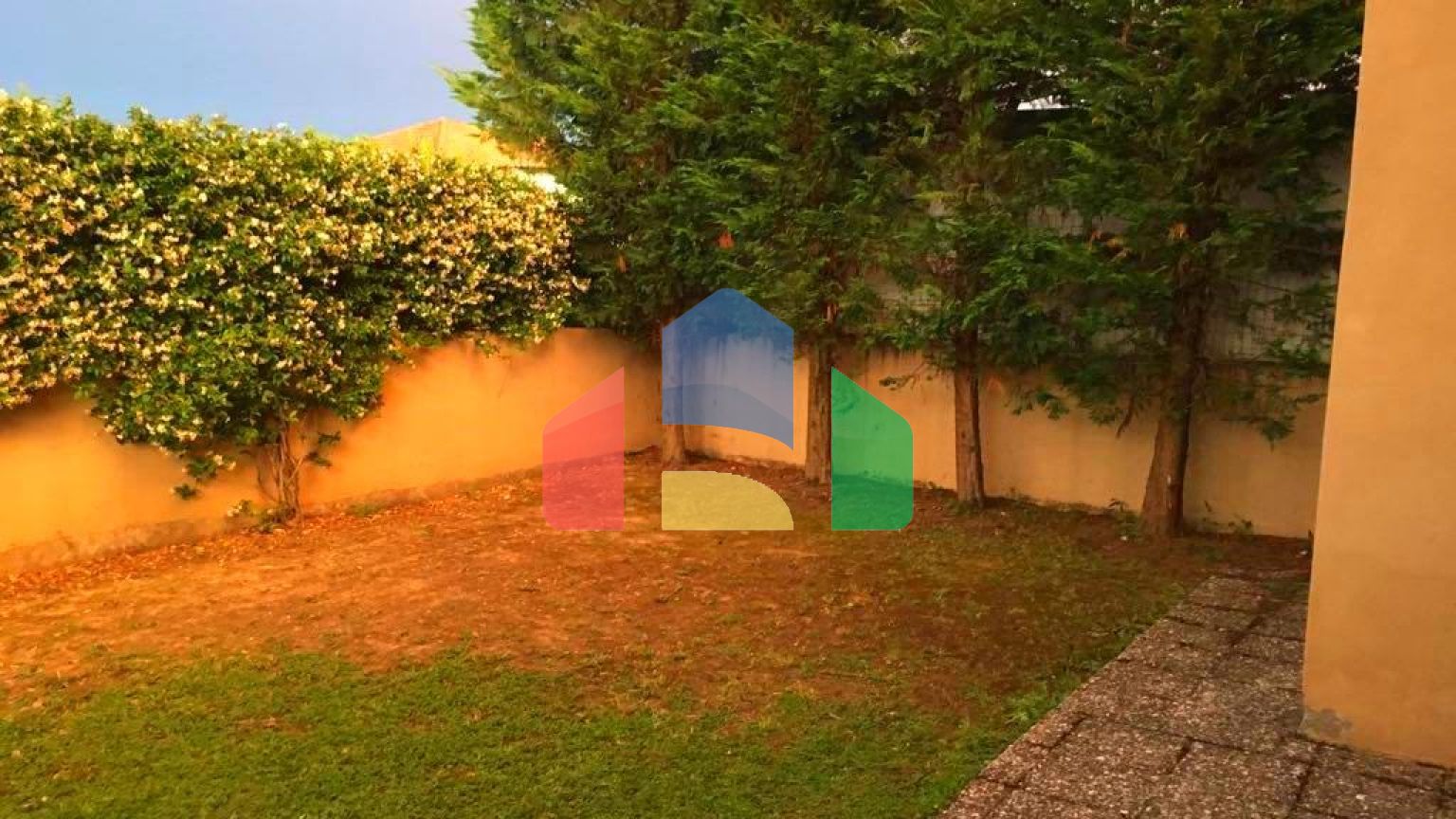 Продаж - Котедж 350 m² Північна Греція