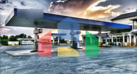 Продаж - Комерційна нерухомість 520 m² Північна Греція