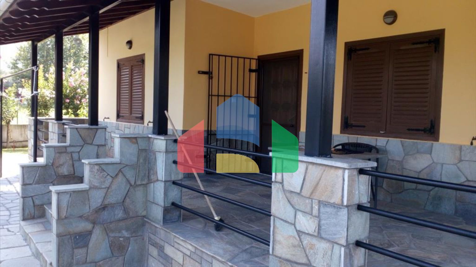 Продажа - Коттедж 169 m² Северная Греция