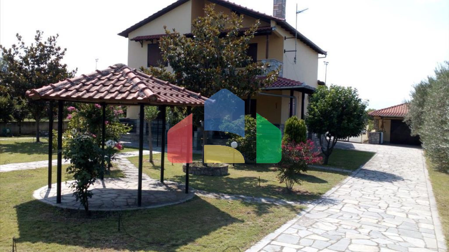 Продажа - Коттедж 169 m² Северная Греция