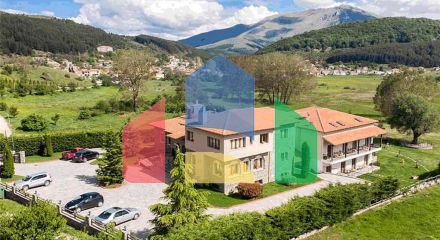 Продаж - Готель 1350 m² Північна Греція