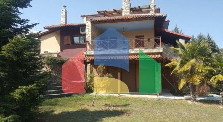 For Sale - Villa 350 m² in North Greece
