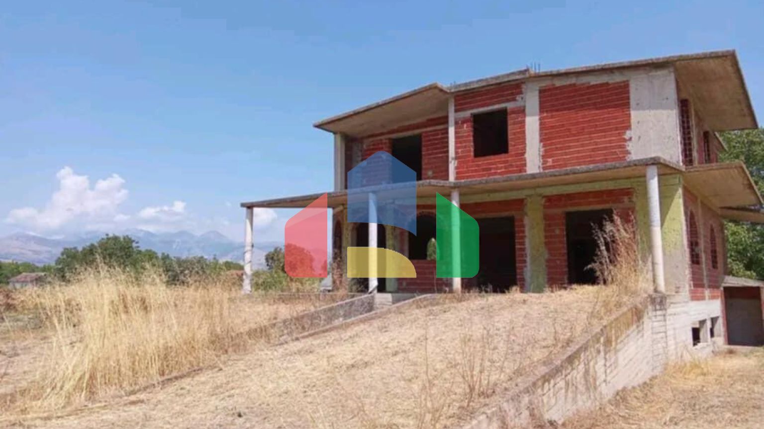 Продажа - Здание 150 m² Северная Греция