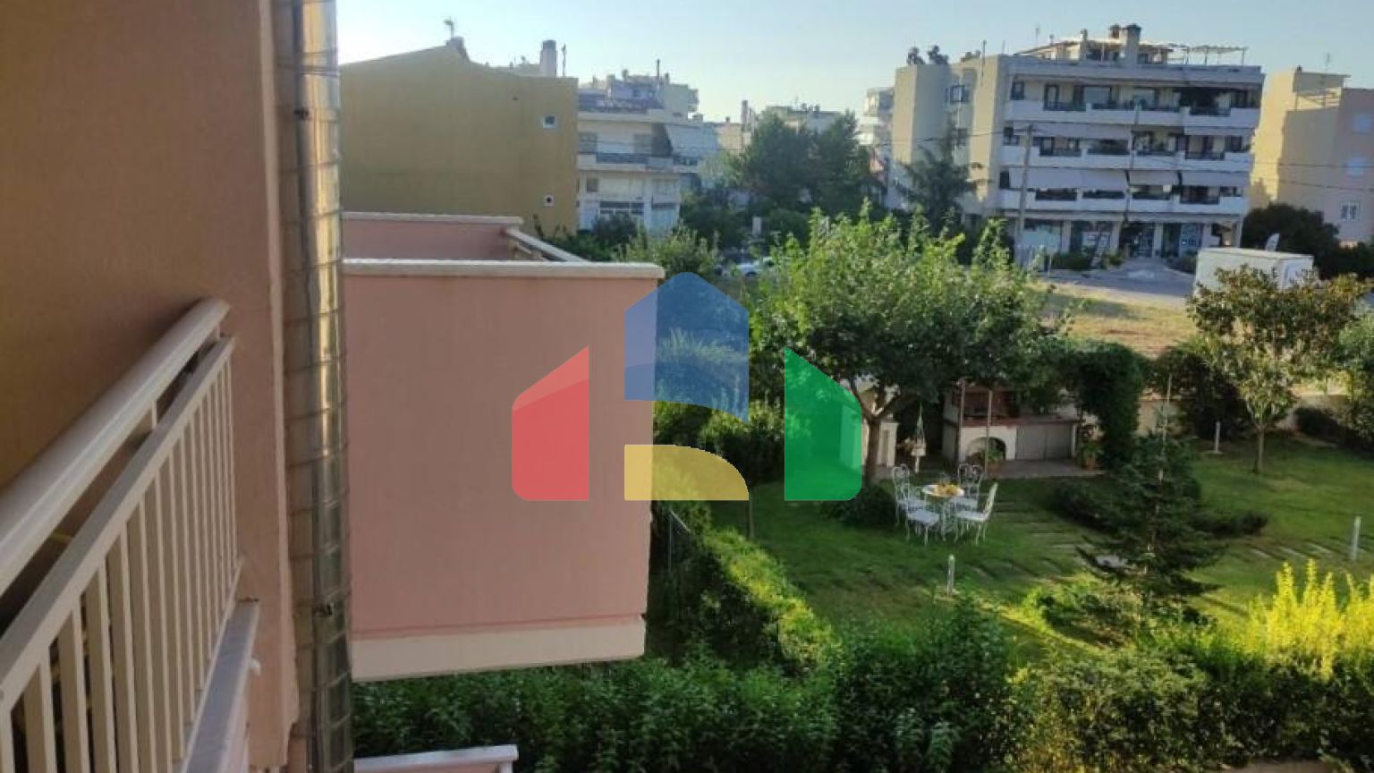 Продаж - Квартира 100 m² Фракія