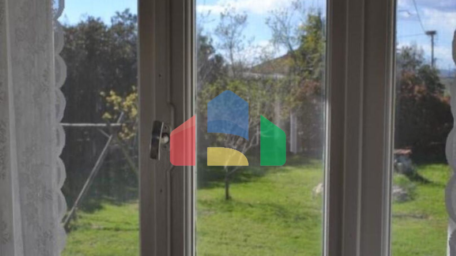 Продаж - Котедж 130 m² Фракія